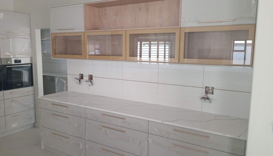 4 Bedroom Property for Sale in Sandown Western Cape